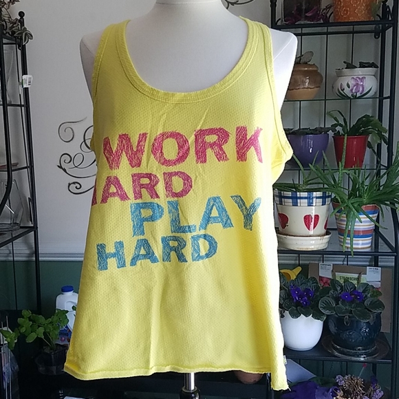 🌷Clearance 🌷ON Athletic Tank Top...Work hard play hard - Picture 2 of 4